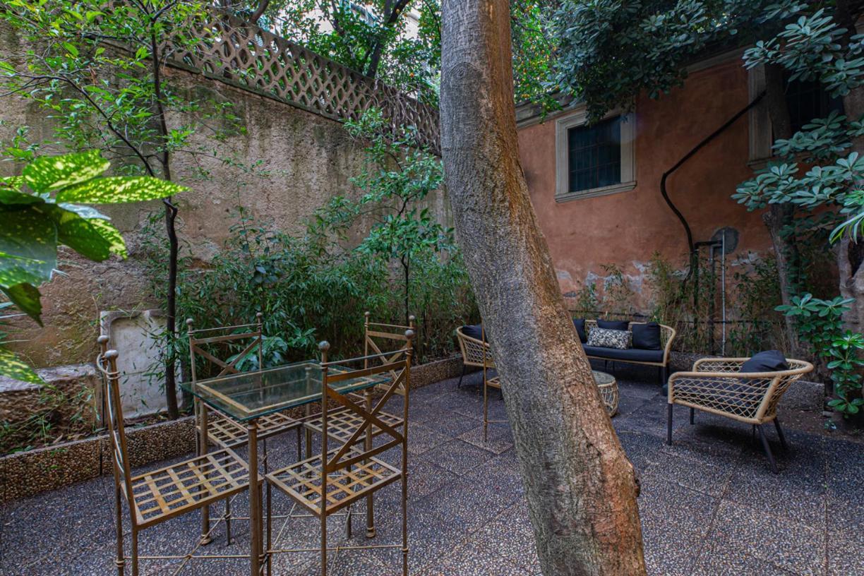 Antonelli Place * Rom